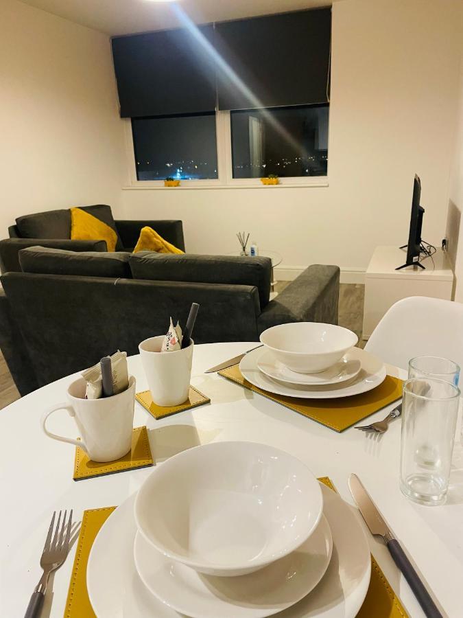Apartment #0509 Two Bedroom Serviced Apartment- Free Parking *