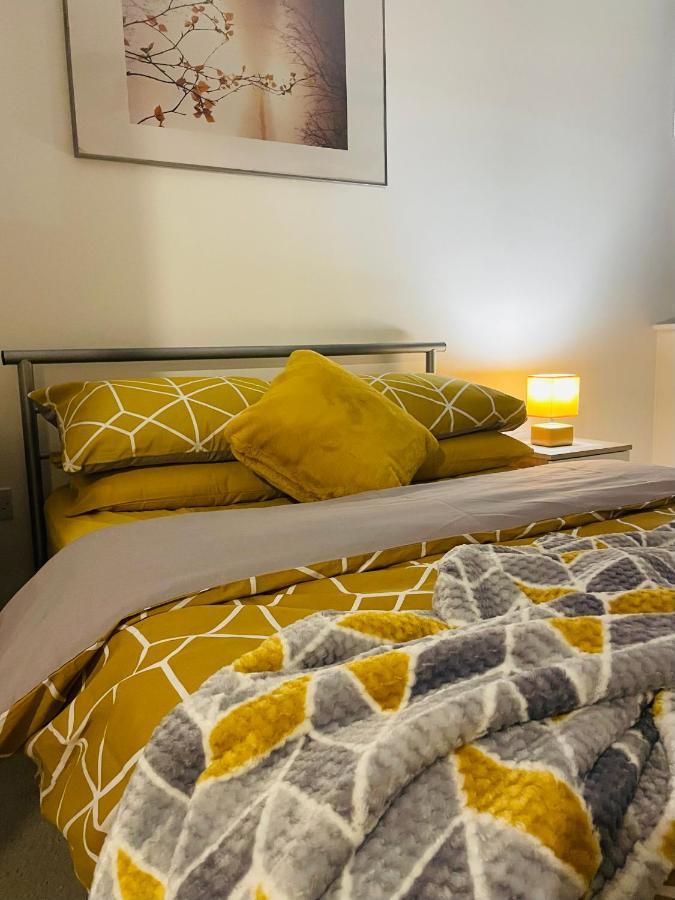 Apartment #0509 Two Bedroom Serviced Apartment- Free Parking Derby